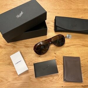 Persol Polarized Sunglasses 3260S Havana Frame